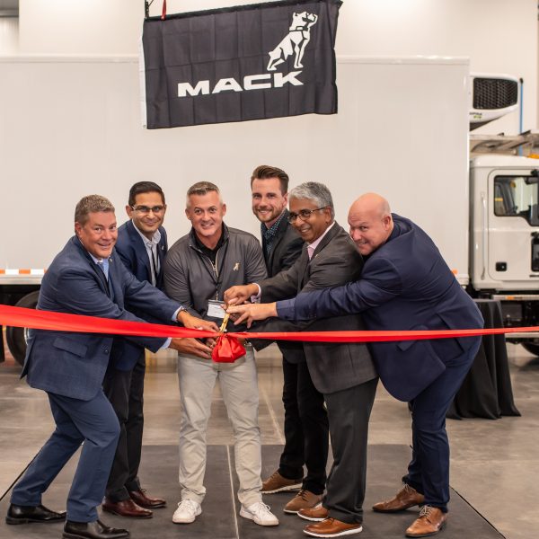 New Canadian truck dealership has 20 bays, 18 techs and 8 master techs