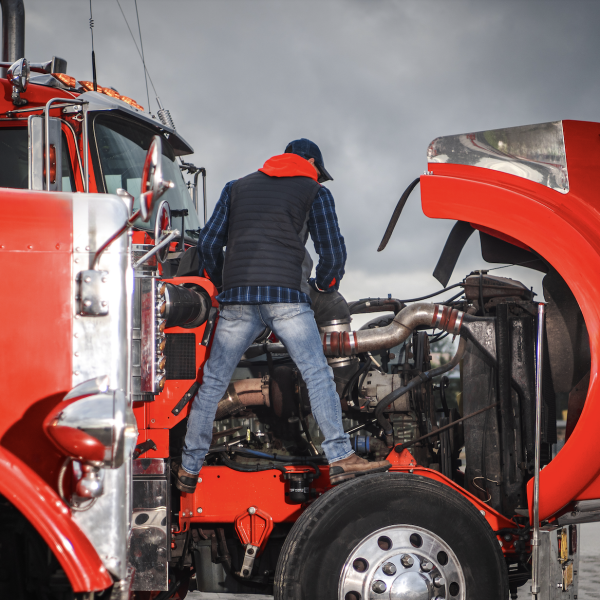 Diesel technician shortage once again not on trucking’s top issues list