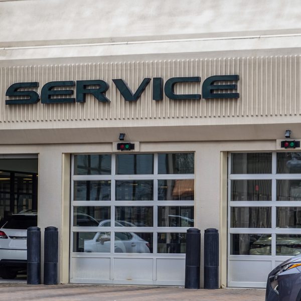 Study finds people buy cars at dealerships, get them serviced elsewhere