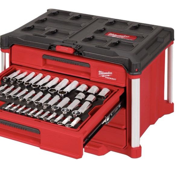 New from Milwaukee: 366-piece master mechanic hand tool set in Packout drawers