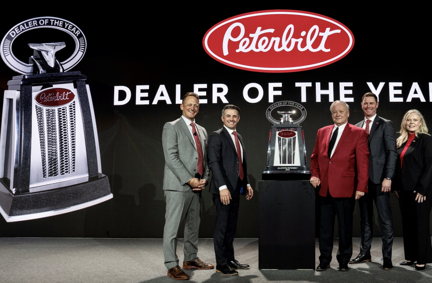 Allstate Peterbilt wins North America Dealer Group of the Year Award