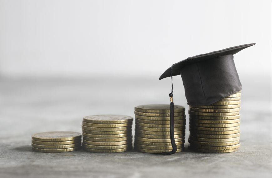 Minnesota group awards $20,000 worth of scholarships