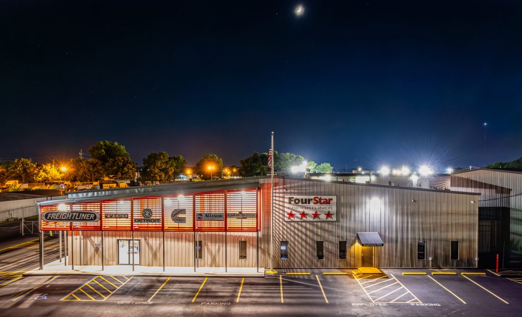 4 star Freightliner acquires Alabama Western Star dealership